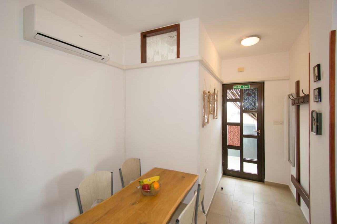 Apartman M In Premantura Esterno foto