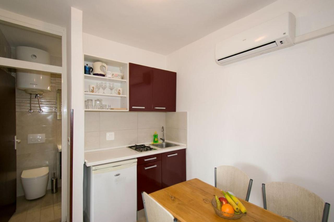 Apartman M In Premantura Esterno foto