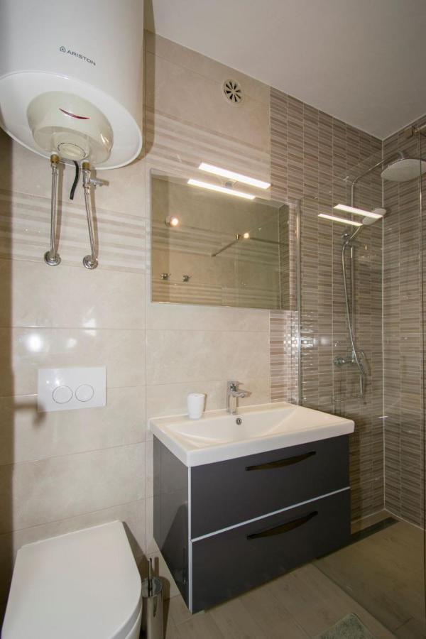 Apartman M In Premantura Esterno foto